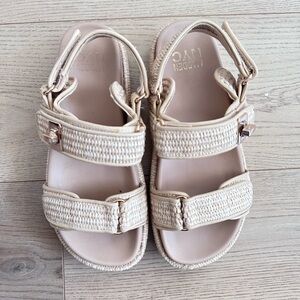 Women’s Beige Tweet Sandals